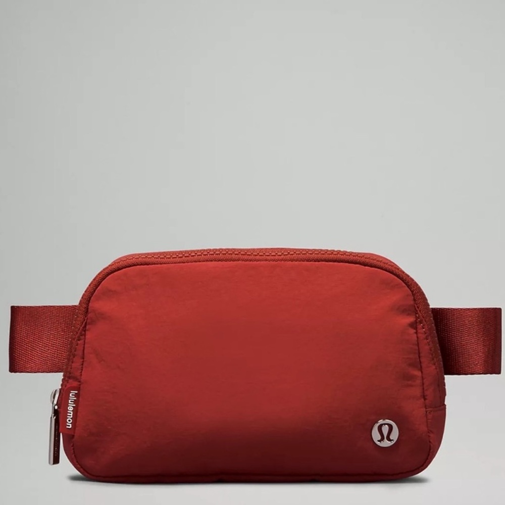 NWT Lululemon Everywhere Belt Bag 1L in Terra Orange
